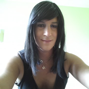Profil de Nourra, 24 ans, Plans cul à Chiny (Luxembourg)